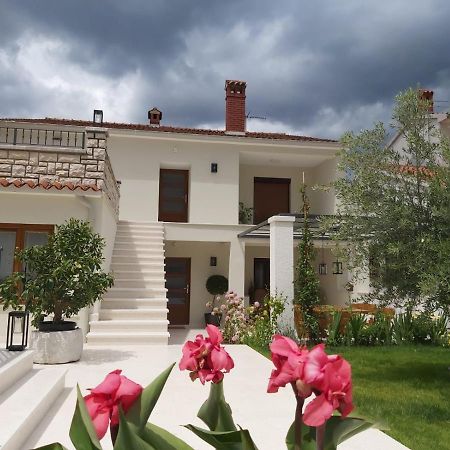 Haus Silvia Apartment Rovinj Ngoại thất bức ảnh