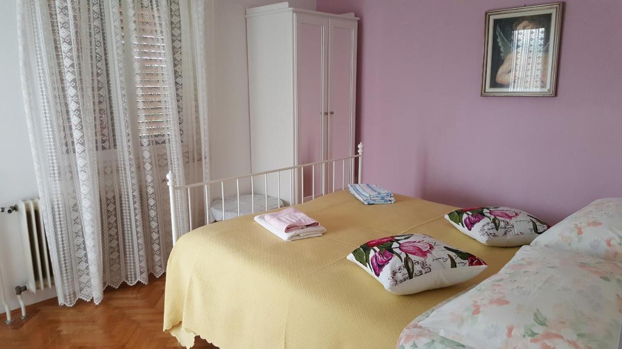 Haus Silvia Apartment Rovinj Ngoại thất bức ảnh