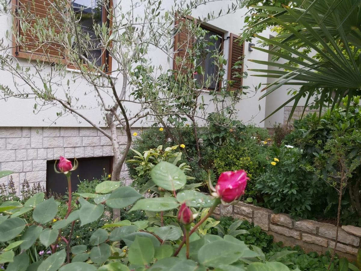Haus Silvia Apartment Rovinj Ngoại thất bức ảnh